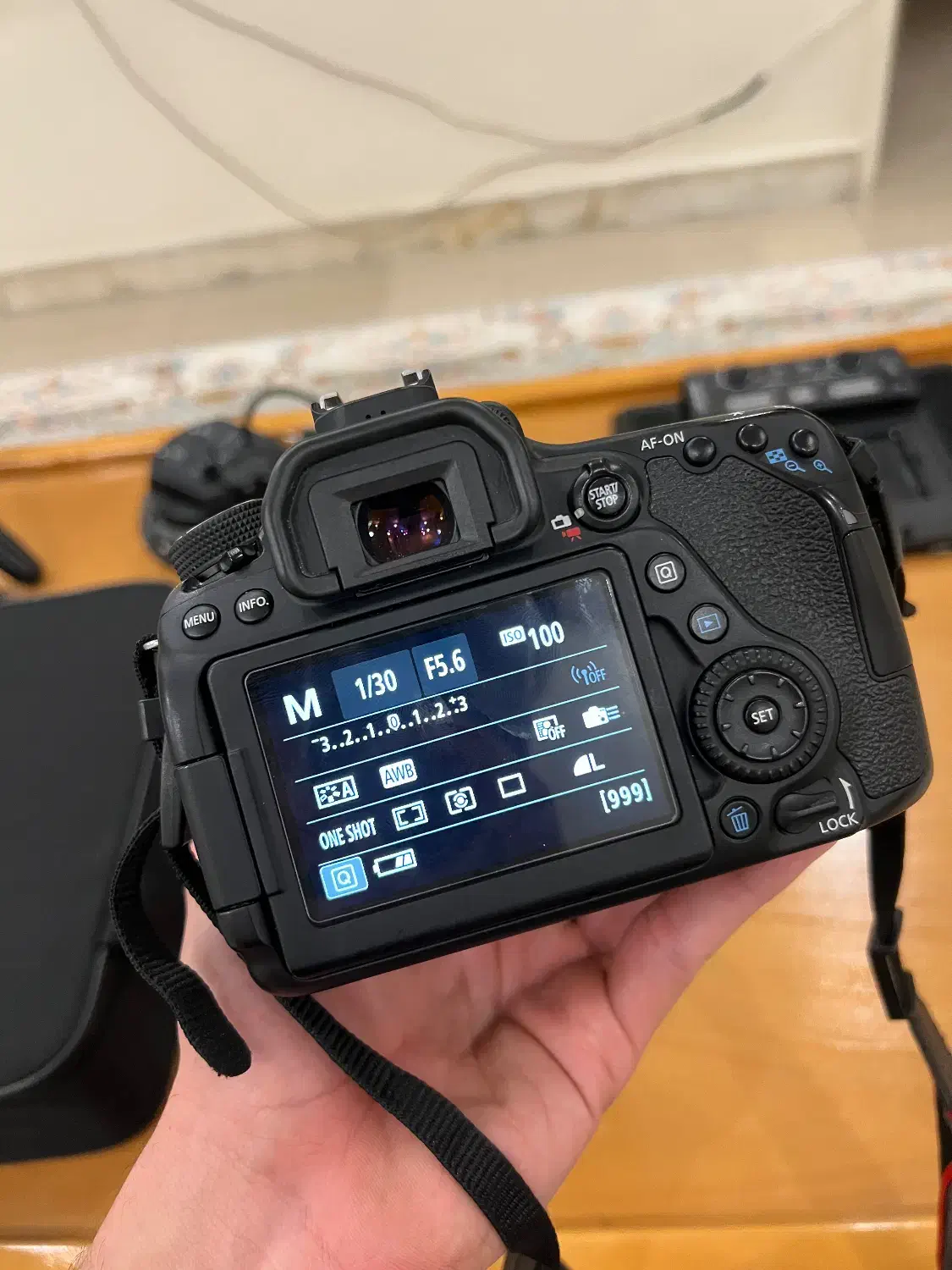 دوربین کنون 80D canon|دوربین عکاسی و فیلم‌برداری|تهران, میرداماد|دیوار