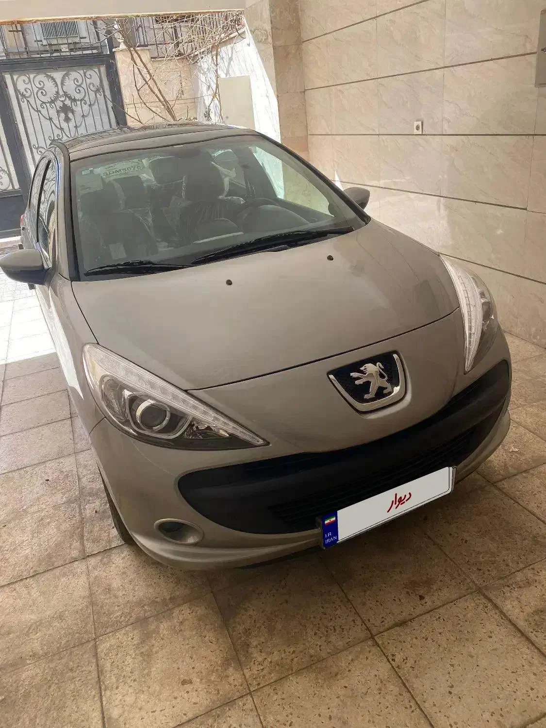 پژو 207 اتوماتیک پاناروما تیتانیوم|خودرو سواری و وانت|هشتگرد, مدرس|دیوار