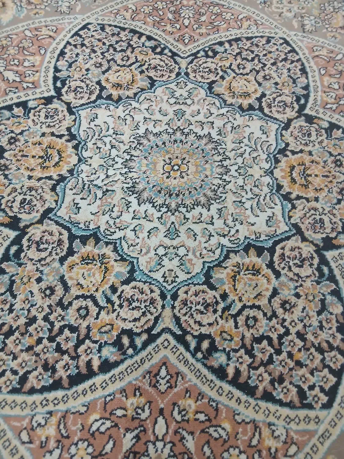 فرش ۱۲متری جفت جنس نخ|فرش|بجنورد, |دیوار