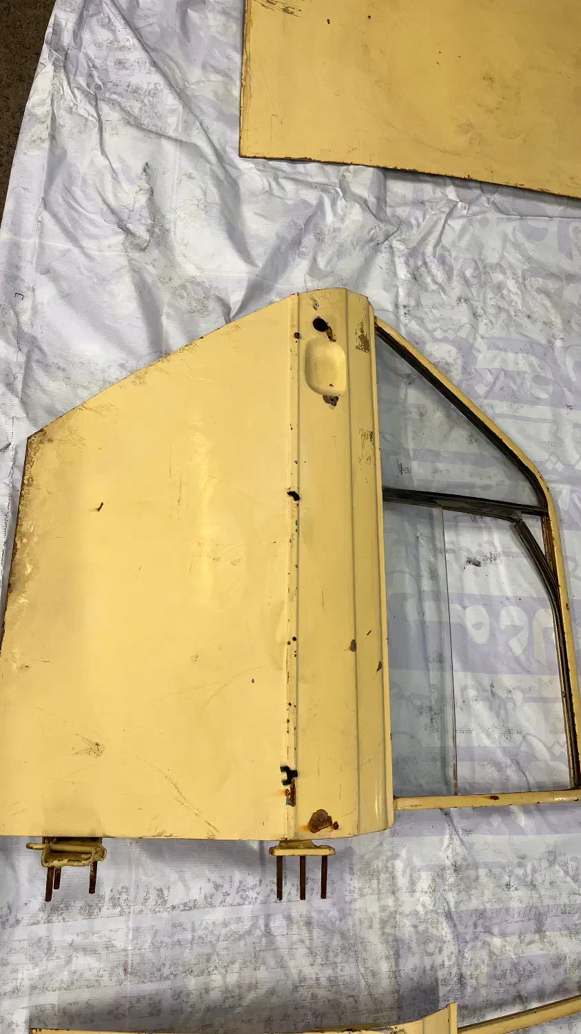 بدنه 48 و چراغ کوچیک و تزیینات 48|قطعات یدکی و لوازم جانبی|کرج, گلشهر|دیوار