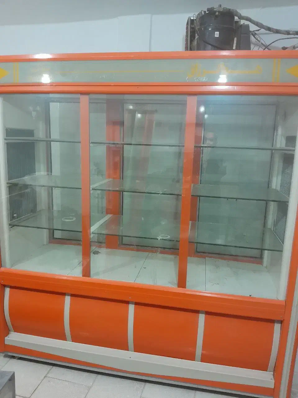 یخچال مغازه ویترینی ۲ متری|فروشگاه و مغازه|همدان, |دیوار