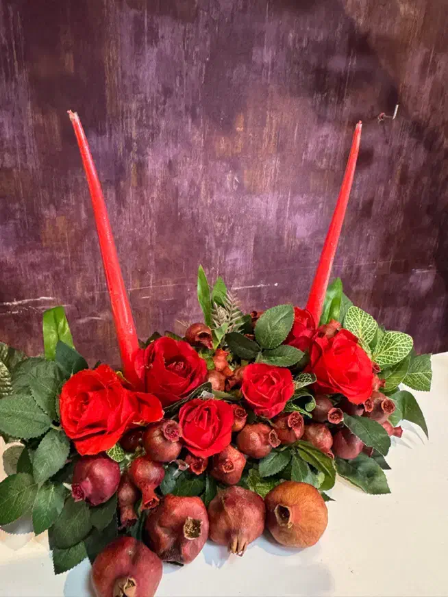 شمع و گل یلدایی|گل مصنوعی|مشهد, گلبرگ|دیوار