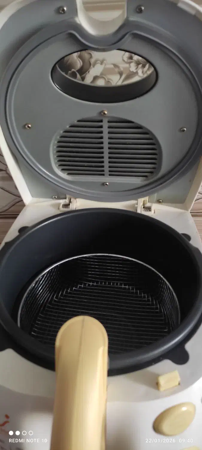 سرخ کن تمیز سالم|سایر لوازم برقی|قم, قلعه کامکار|دیوار