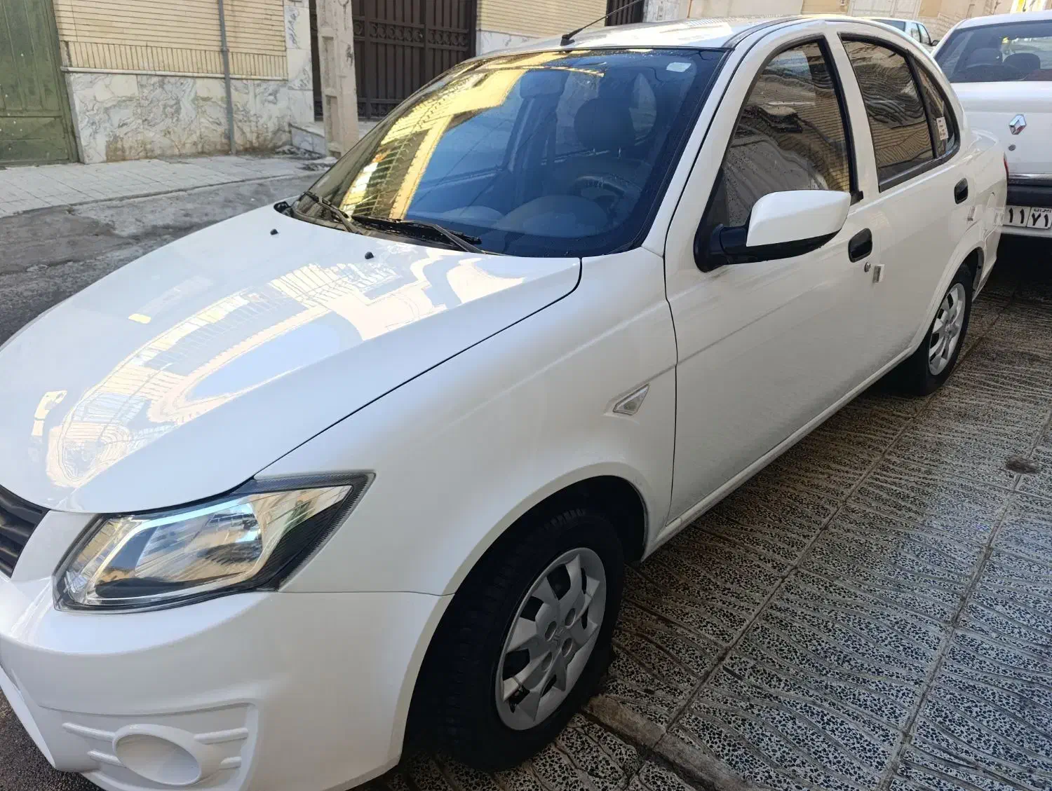 ساینا ۹۹|خودرو سواری و وانت|شهرکرد, |دیوار