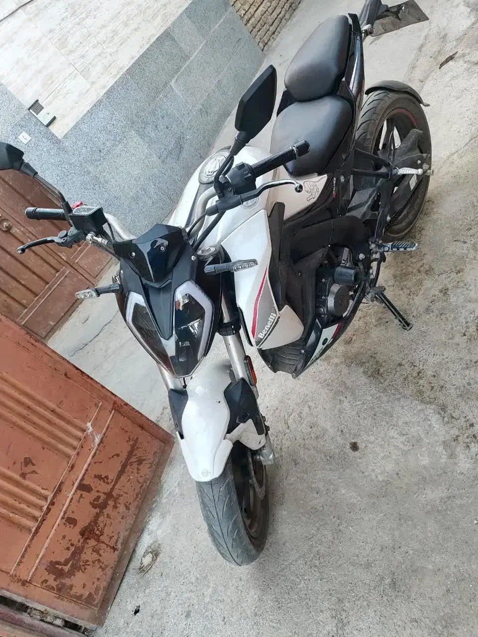 بنلی ۱۸۰sمدل ۹۹|موتورسیکلت|شاهین‌شهر, مسکن مهر|دیوار