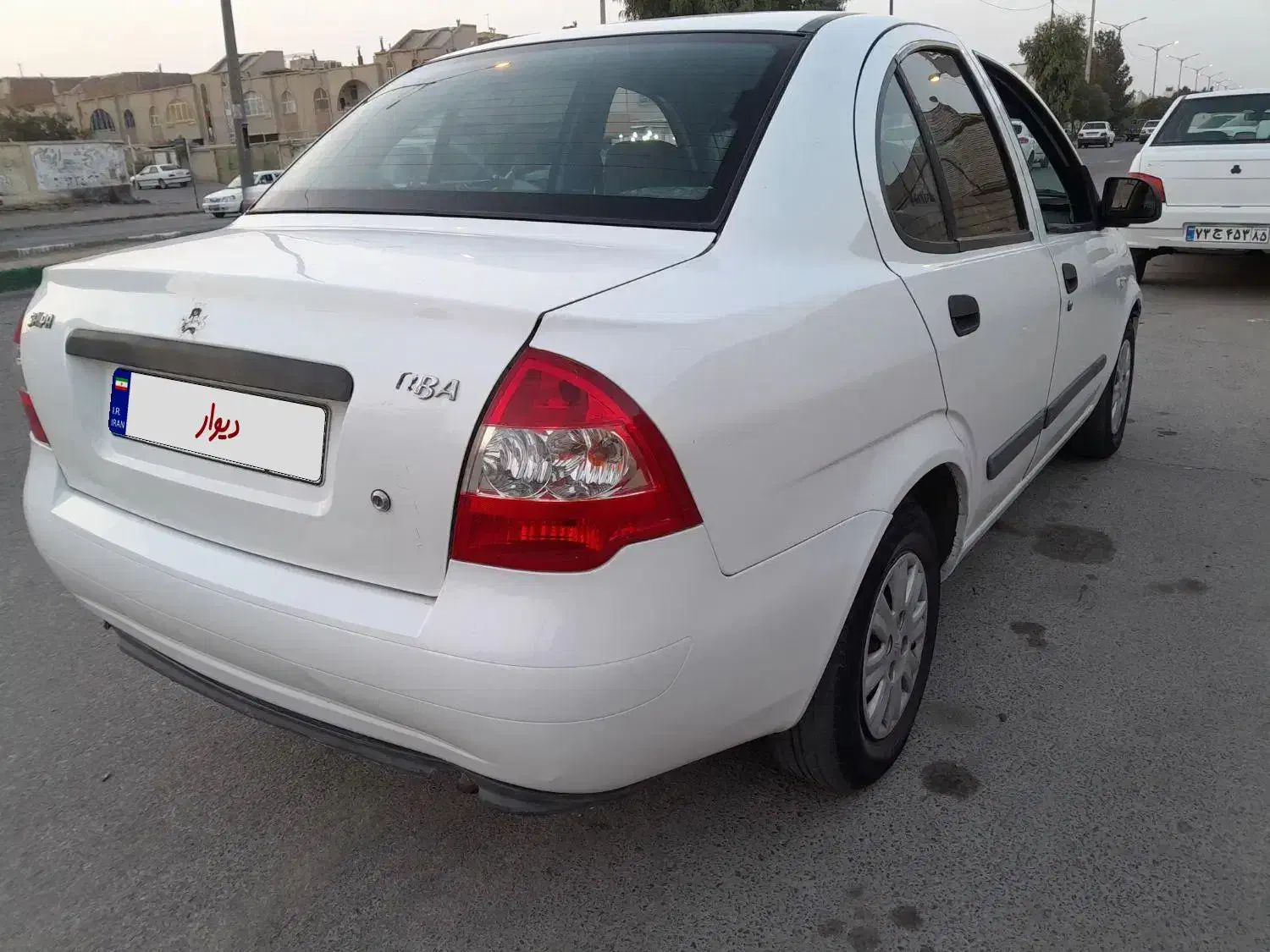 تیباصندوقدارمدل۹۵|خودرو سواری و وانت|زاهدان, |دیوار