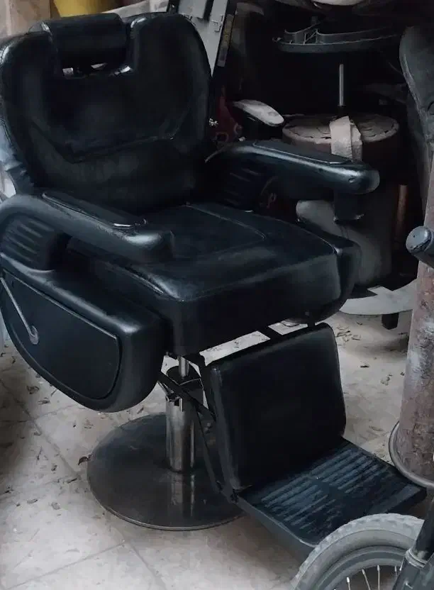 صندلی پدالی صندلی جکی میکاپ صندلی برقی صندلی اصلاح|آرایشگاه و سالنهای زیبایی|تهران, شهرک ولیعصر شمالی|دیوار