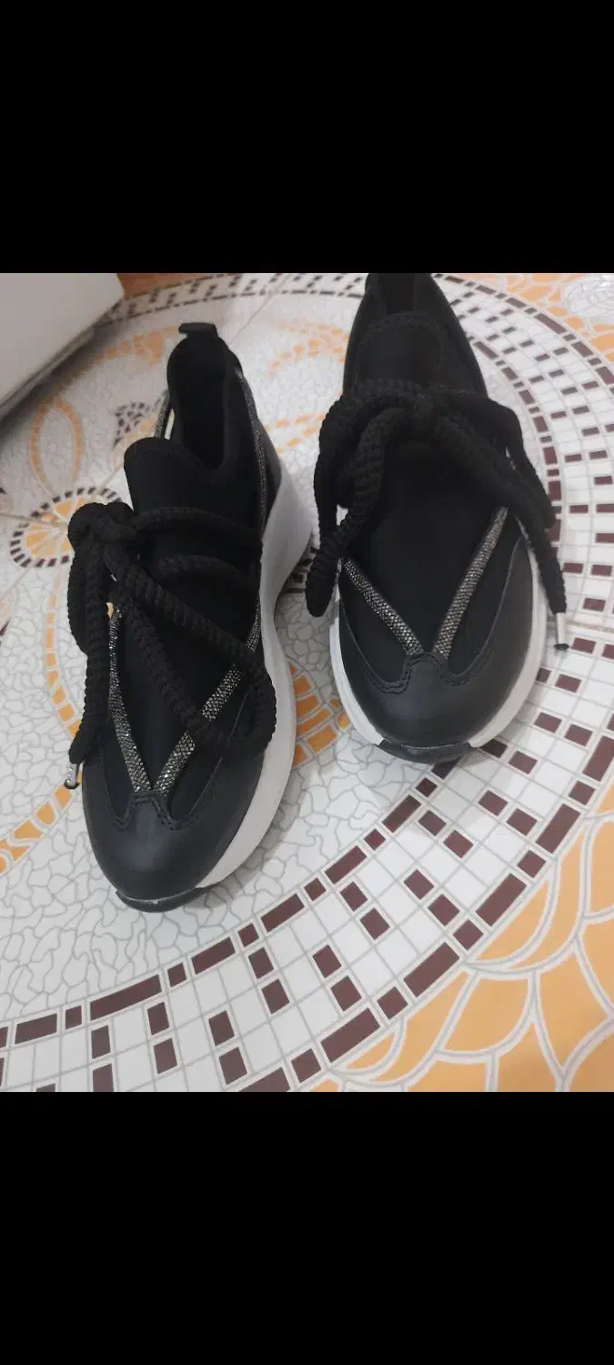 کتونی سایز ۳۹|کیف، کفش، کمربند|نیشابور, گنبد سبز|دیوار