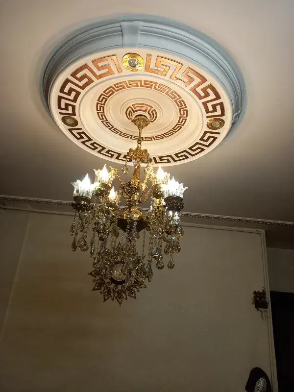 لوستر برنز|لوستر و چراغ آویز|بروجرد, |دیوار