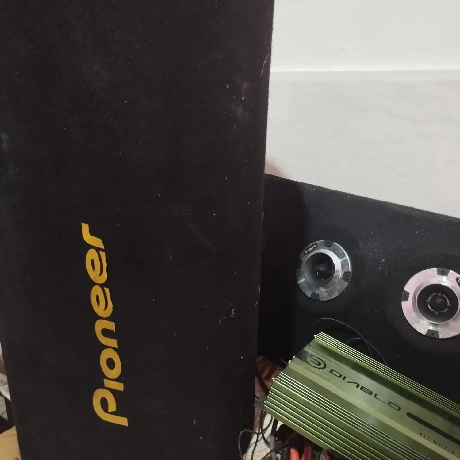 سیستم صوتی|صوتی و تصویری|شیراز, شیخ علی چوپان|دیوار