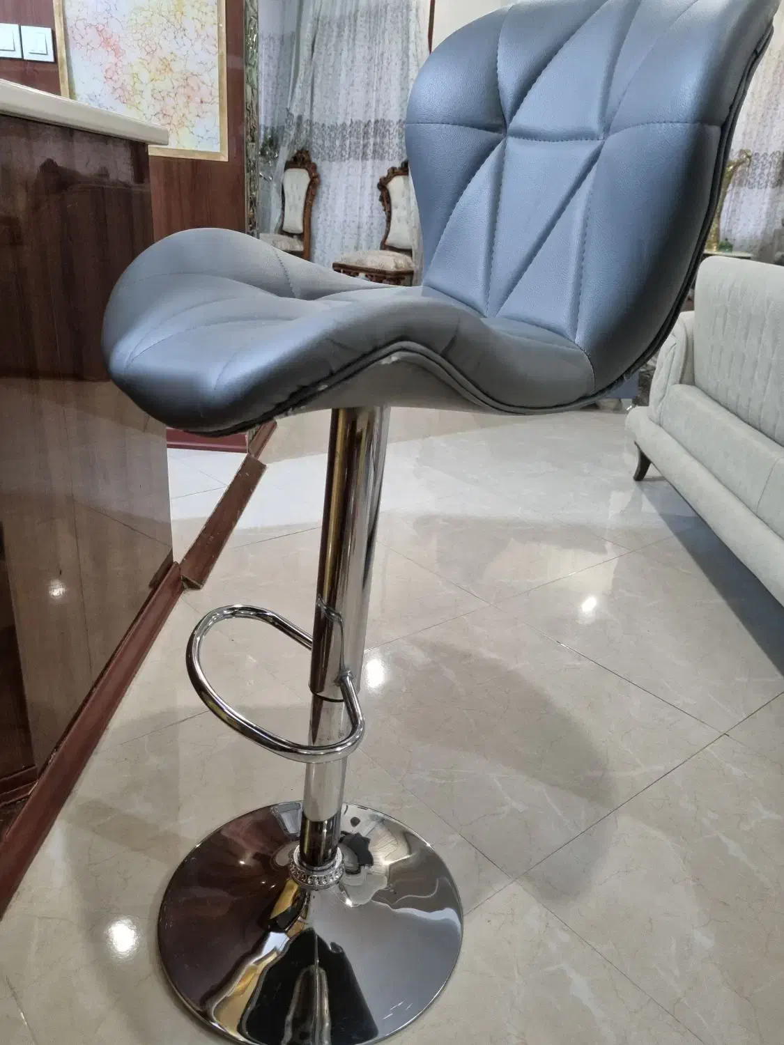 صندلی|صندلی و نیمکت|بیرجند, |دیوار