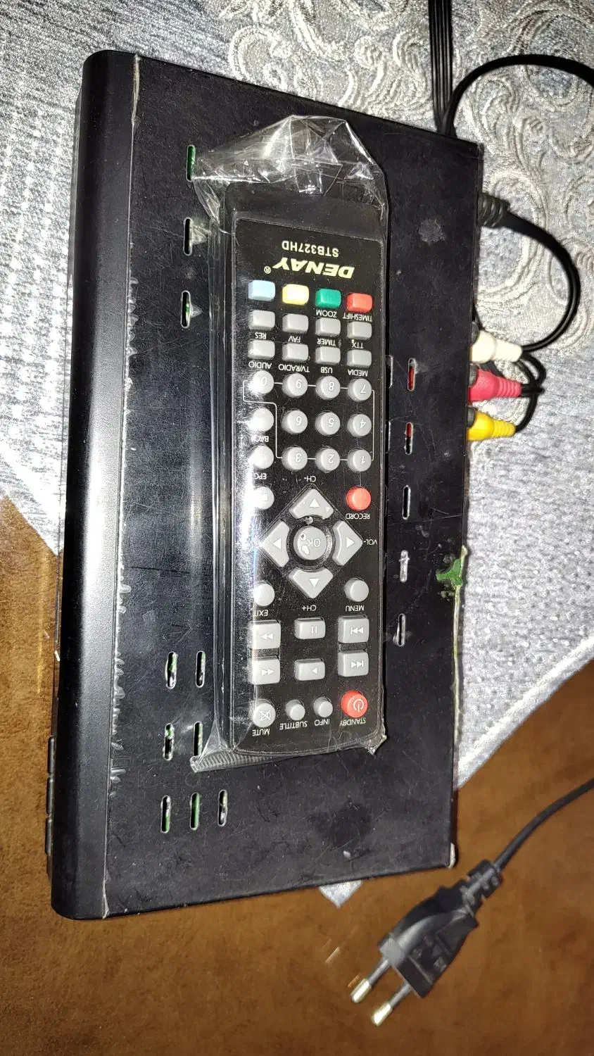 گیرنده دیجیتال دنا|صوتی و تصویری|رشت, استقامت ۲|دیوار