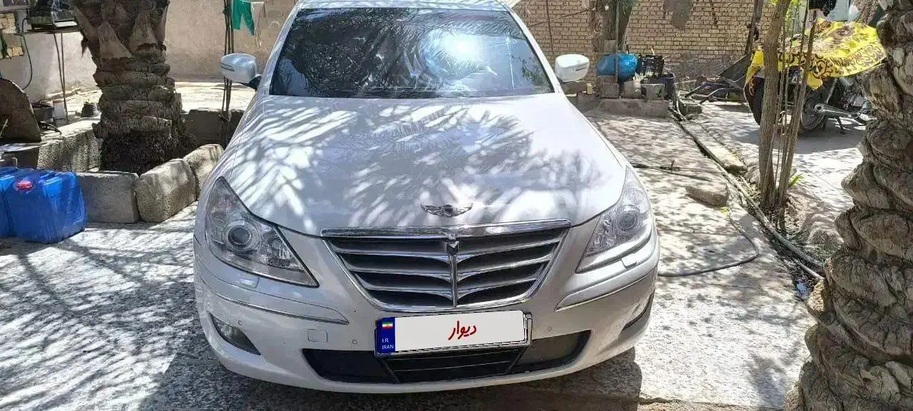 فروش جنسیس سدان 2011|خودرو سواری و وانت|بندر دیر, |دیوار