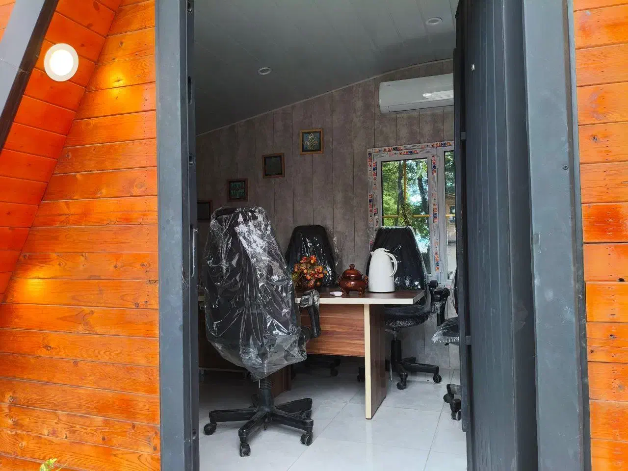 میز و صندلی مدیریت|مبلمان اداری|رامسر, |دیوار