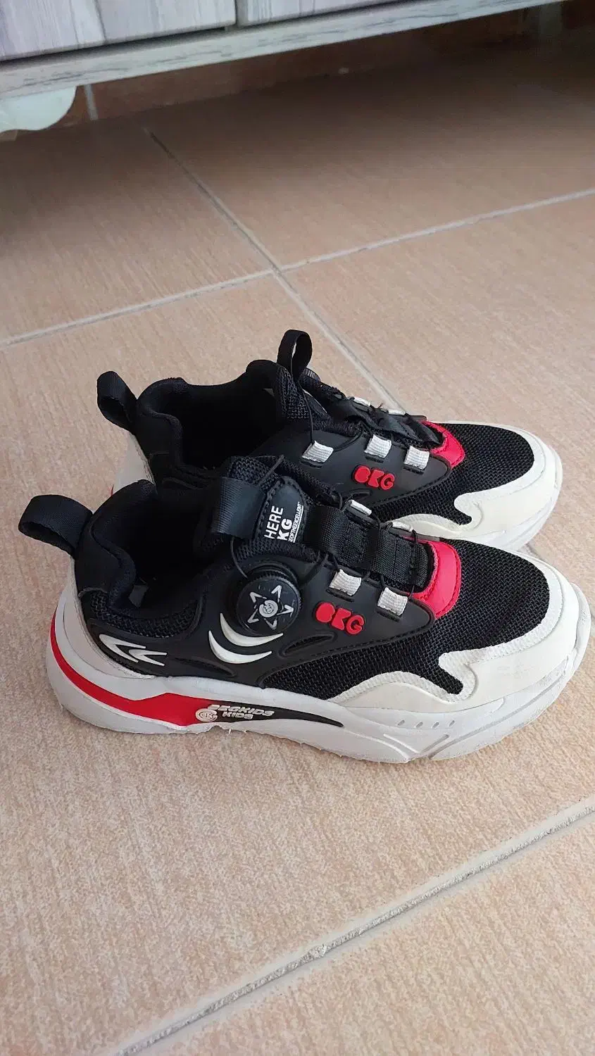 کتانی اسپرت|کیف، کفش، کمربند|خلخال, |دیوار