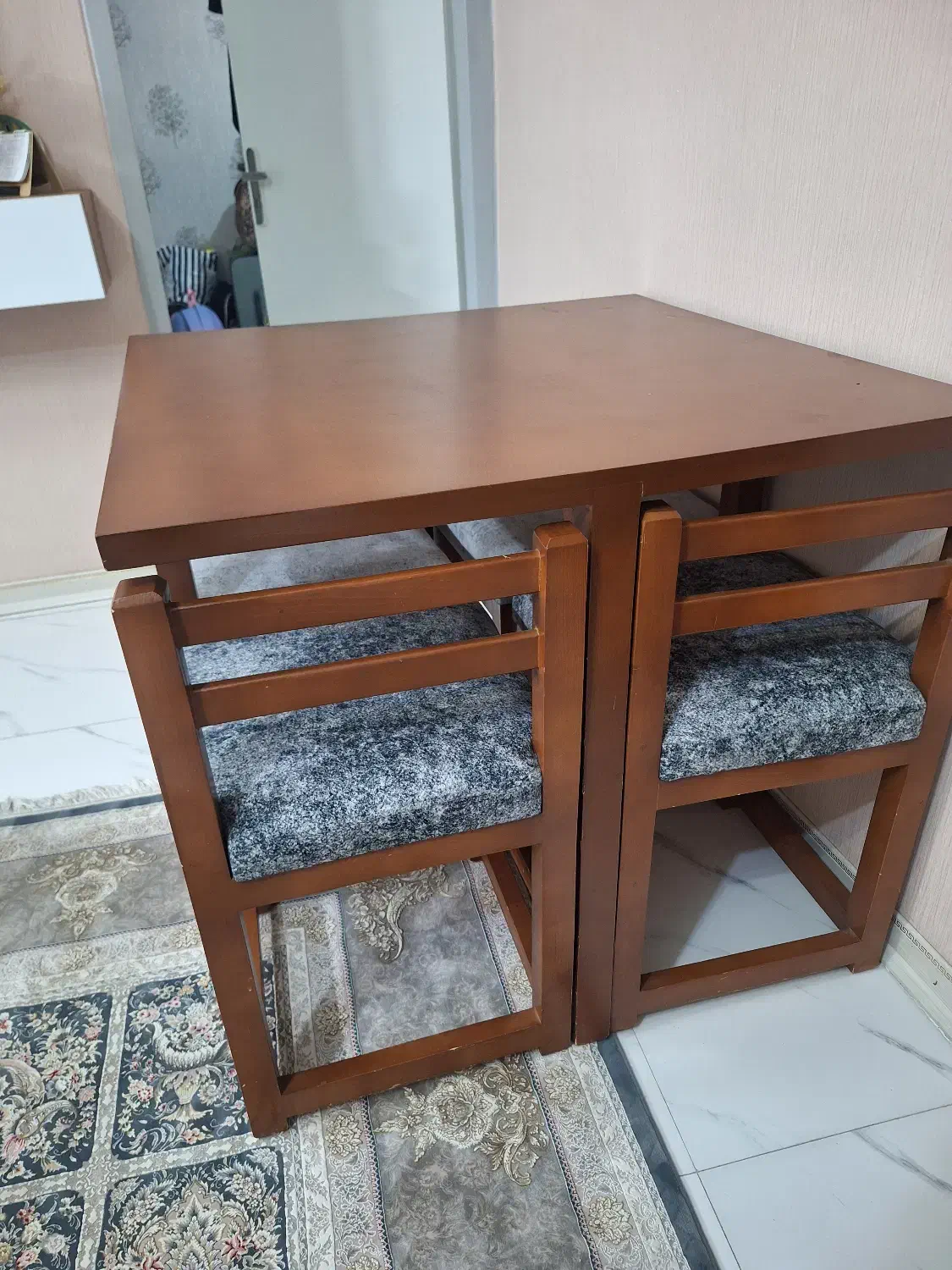 میز و صندلی غذا خوری ۴ نفره کم جا|میز و صندلی غذاخوری|تهران, جمهوری|دیوار