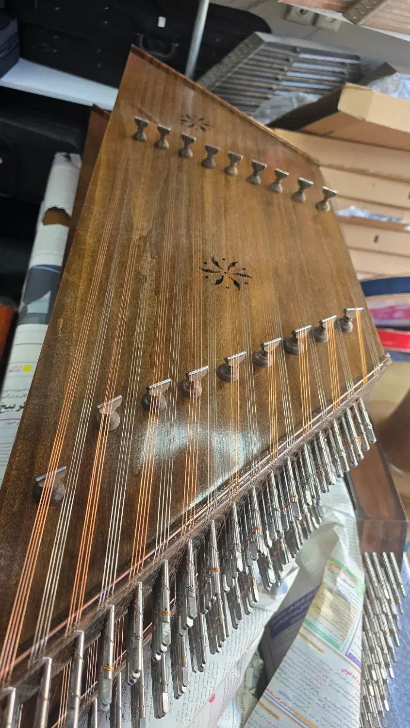 سنتور|سازهای سنتی|اصفهان, پروین|دیوار