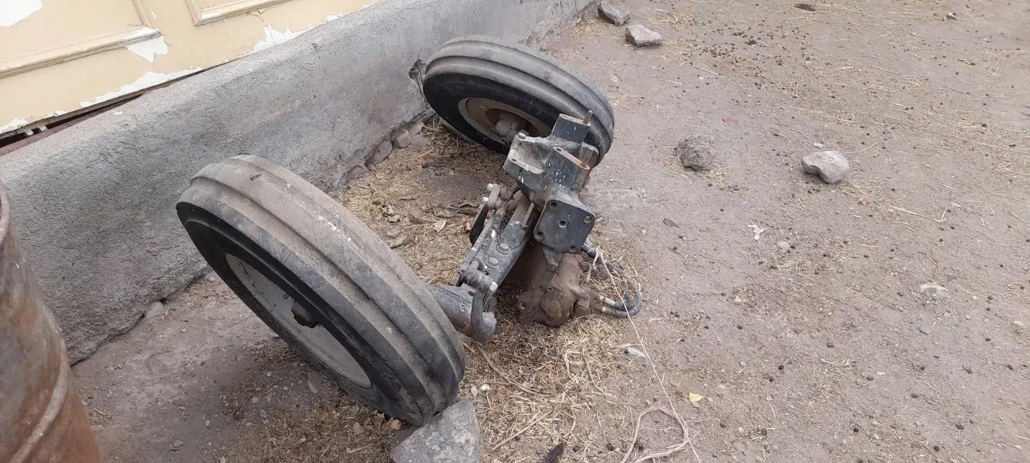 اکسل جلو تراکتور۲۸۵|ماشینآلات صنعتی|ارشق, |دیوار