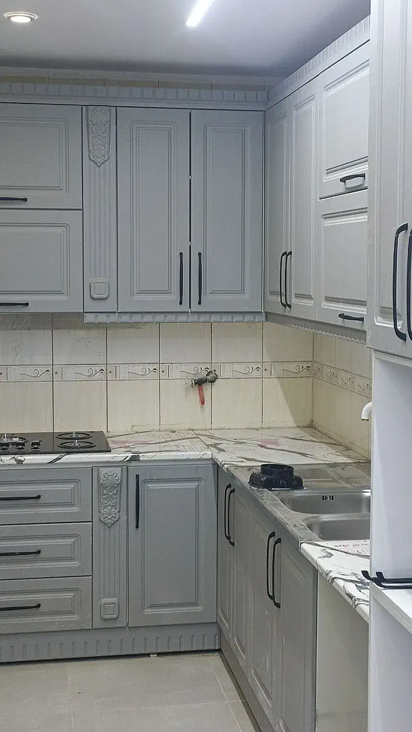 نصاب کابینت و کمد و دیوارکوب|مصالح و تجهیزات ساختمان|اصفهان, بوستان ناژوان|دیوار