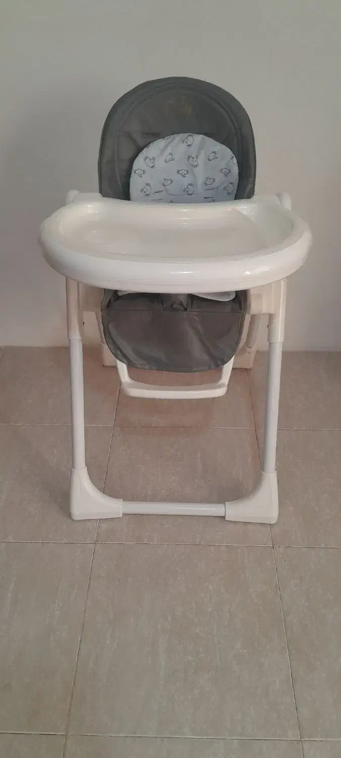 صندلی غذا|تخت و صندلی بچه|کیش, |دیوار