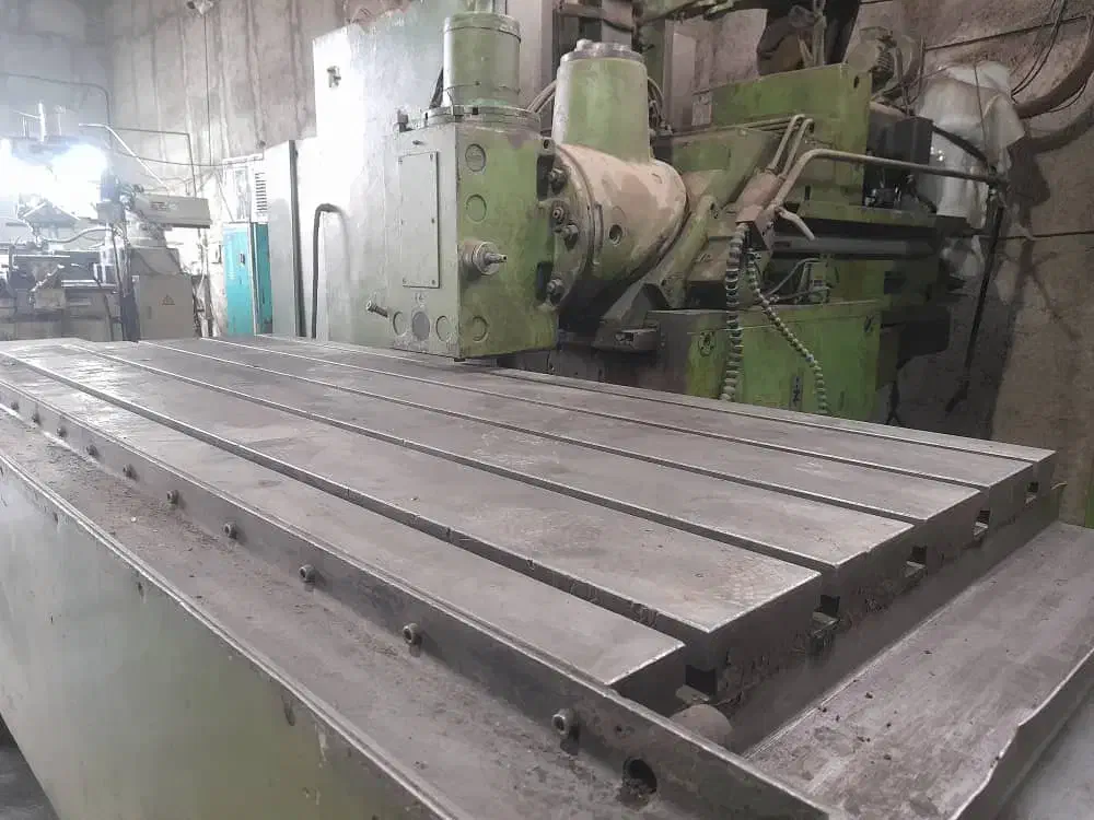 فروش دستگاه فرز CNC مدل tos چک|ماشین‌آلات صنعتی|هشتگرد, سعید آباد|دیوار
