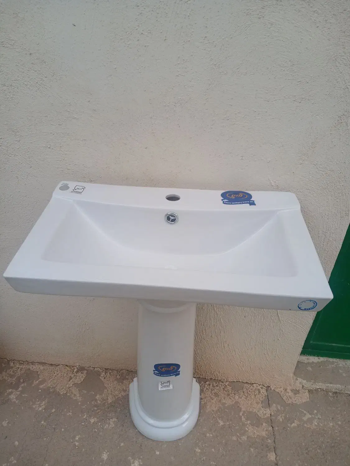 فروش روشویی.|لوازم سرویس بهداشتی|باسمنج, |دیوار