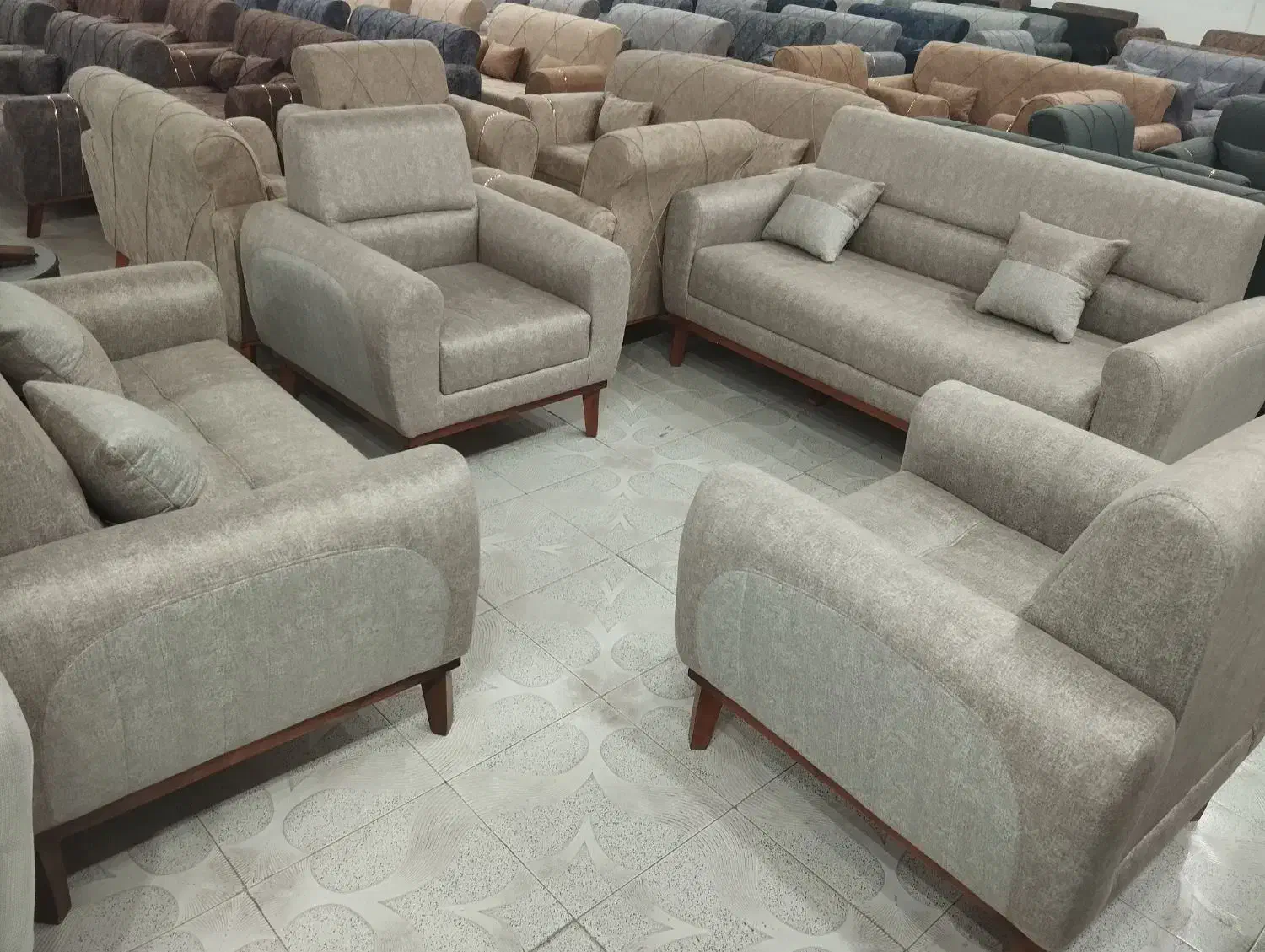 آلفا مبل چستر|مبلمان خانگی و میز عسلی|دزفول, |دیوار