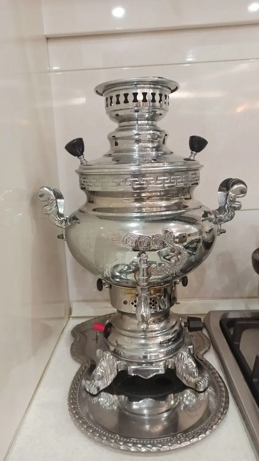 سماور گازی همراه سینی|سماور، چای‌ساز، قهوه‌ساز|همدان, |دیوار