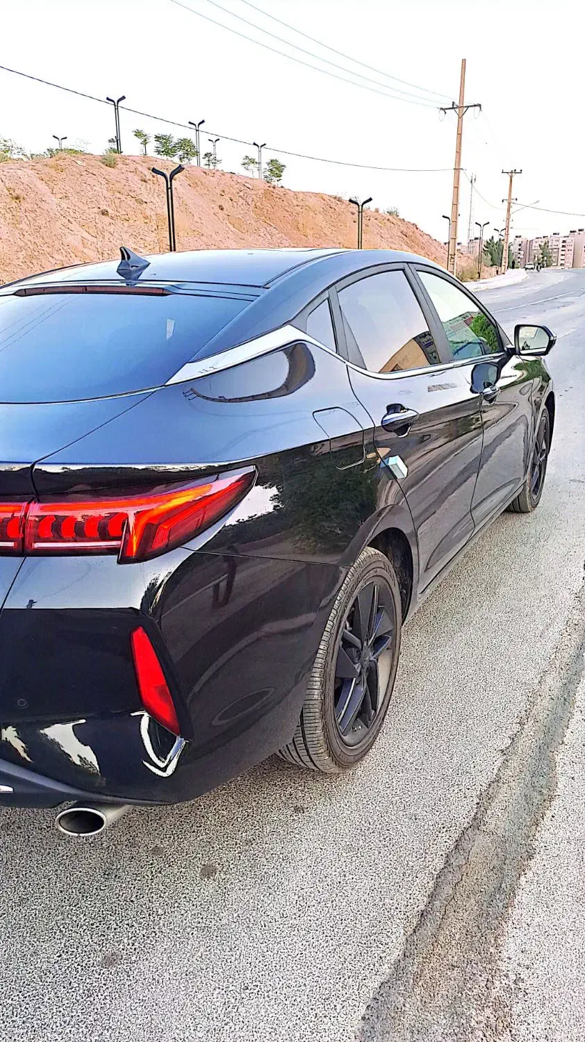 کی ام سی j7 مدل 403 قابل معاوضه|خودرو سواری و وانت|شیراز, کوزه گری|دیوار