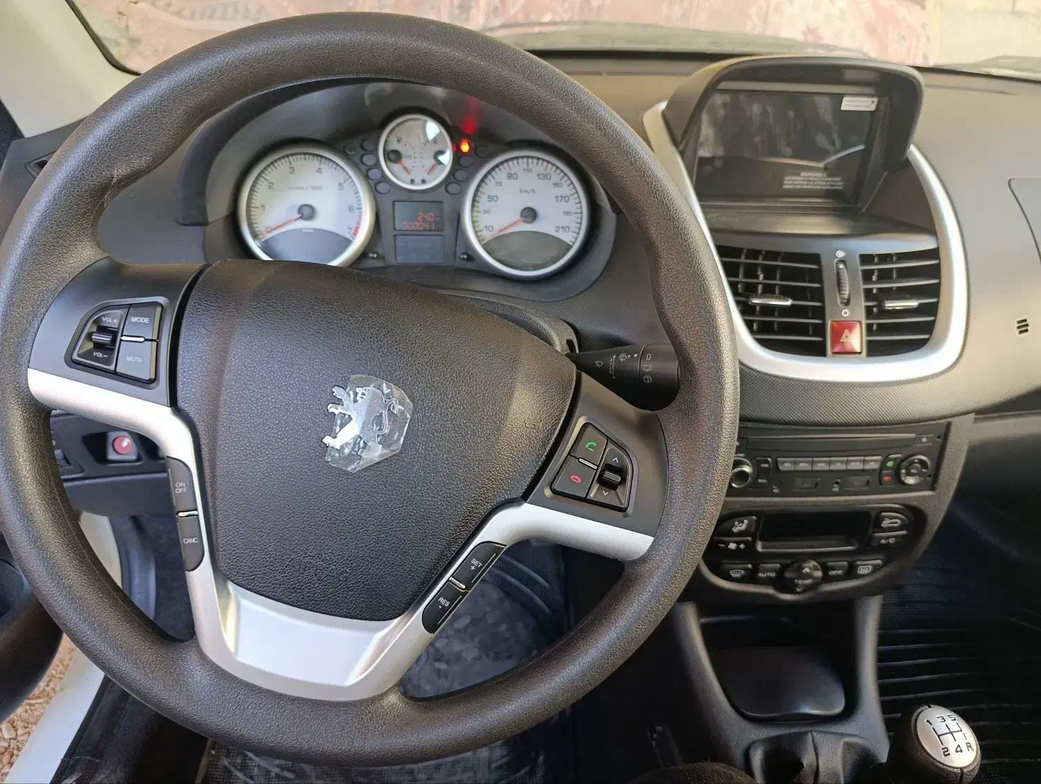 پژو ۲۰۷ سقف فلز TU5|خودرو سواری و وانت|نیشابور, شهرک ولیعصر|دیوار