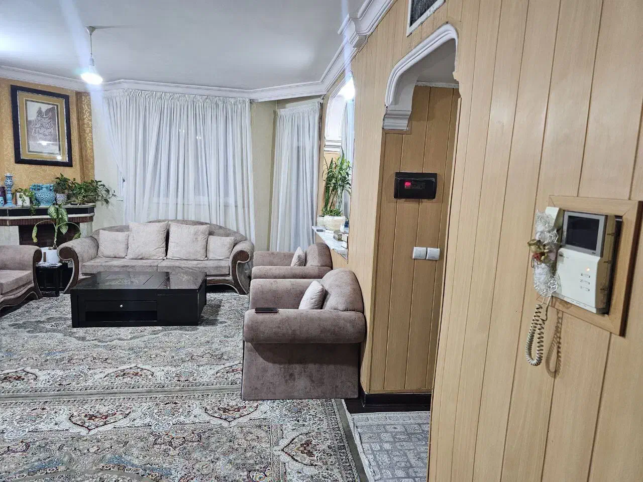 آپارتمان ۲ خوابه ۷۶ متر بازسازی شده در فرامرز ۴۸|فروش آپارتمان|مشهد, بهاران|دیوار
