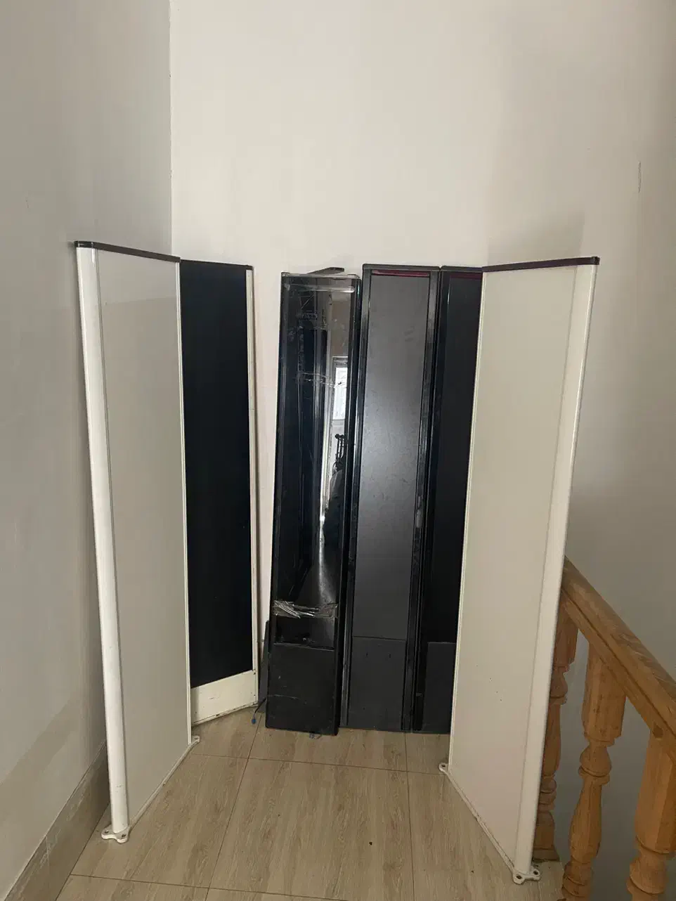 لنیارد کیف لنیارد کفش سیم دزدگیر بندتگ دزدگیر|فروشگاه و مغازه|تبریز, |دیوار