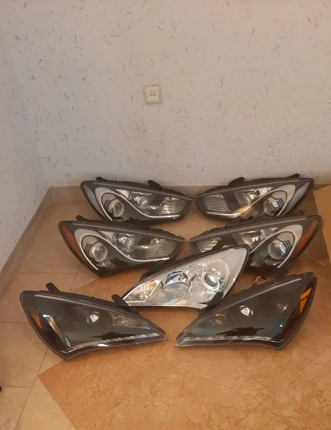 چراغ جنسیس کوپه|قطعات یدکی و لوازم جانبی|شمشک, |دیوار