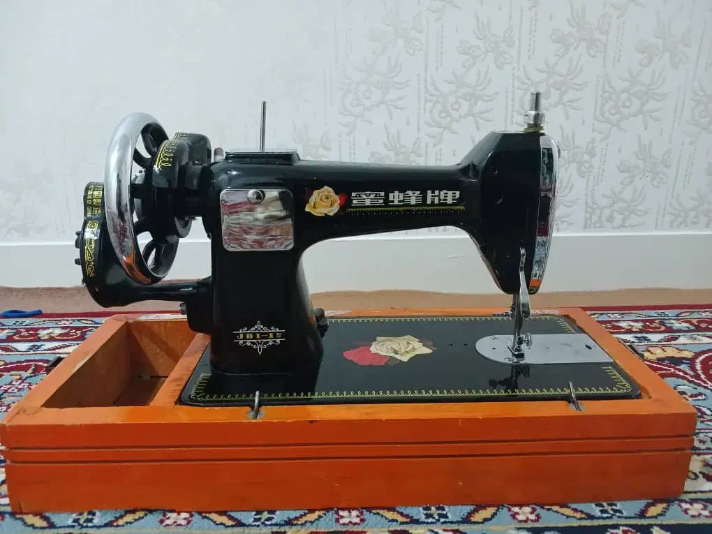 چرخ خیاطی دستی|چرخ خیاطی و ریسندگی|اندیمشک, |دیوار