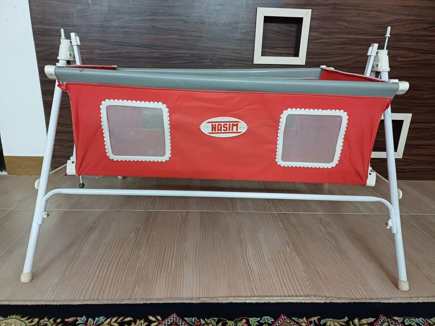 نی تاب|تخت و صندلی بچه|رودبنه, |دیوار