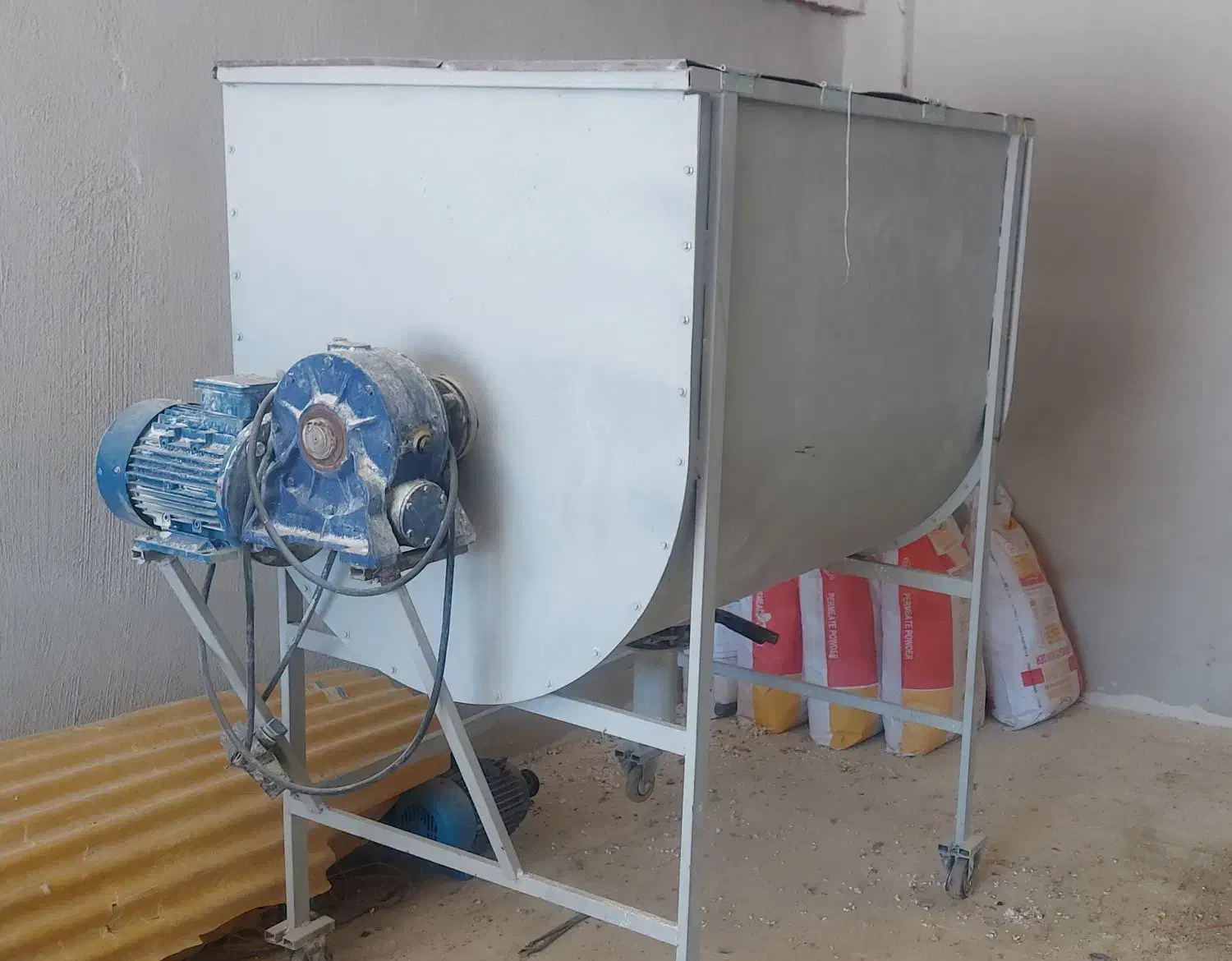 میسکر افقی و بالابر|ماشین‌آلات صنعتی|سنندج, |دیوار