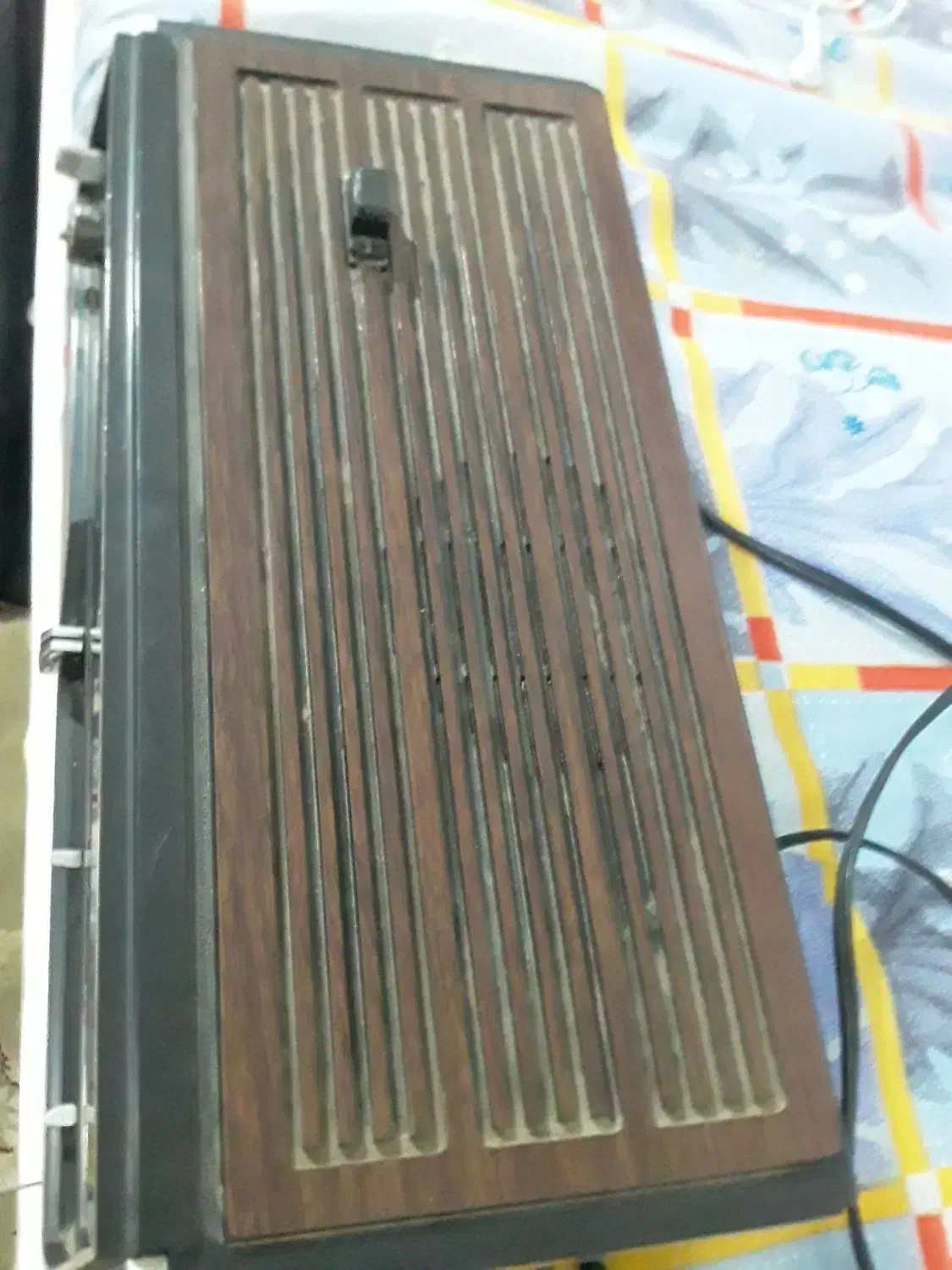 رادیو قدیمی تقویم دار ودوتا ساعت دیواری زنگی|کلکسیون اشیاء عتیقه|بیرجند, |دیوار