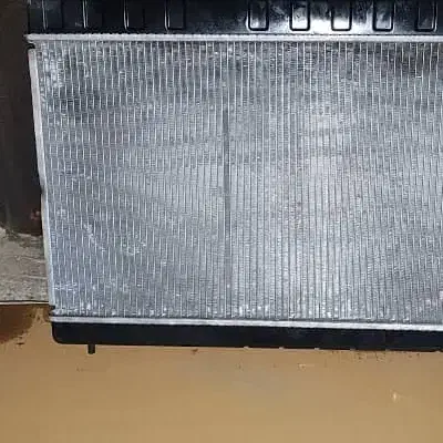 فروش فوری رادیاتور ماشین|قطعات یدکی و لوازم جانبی|اندیشه, شهرک مریم|دیوار