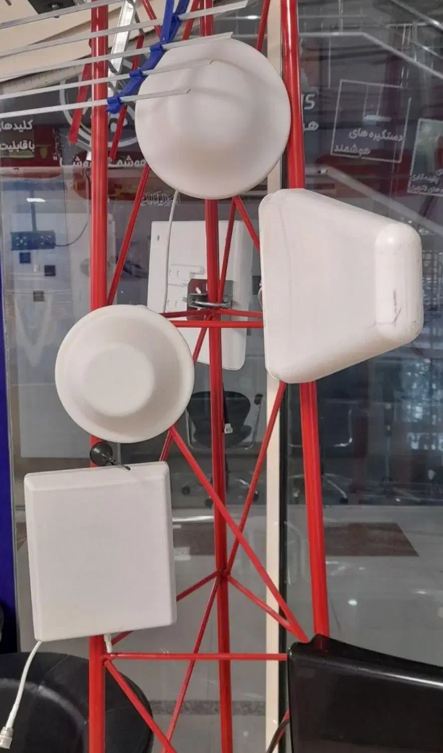 تقویت کننده سیگنال آنتن موبایل گارانتی شرکتی ضمانت|مودم و تجهیزات شبکه|تهران, جمهوری|دیوار