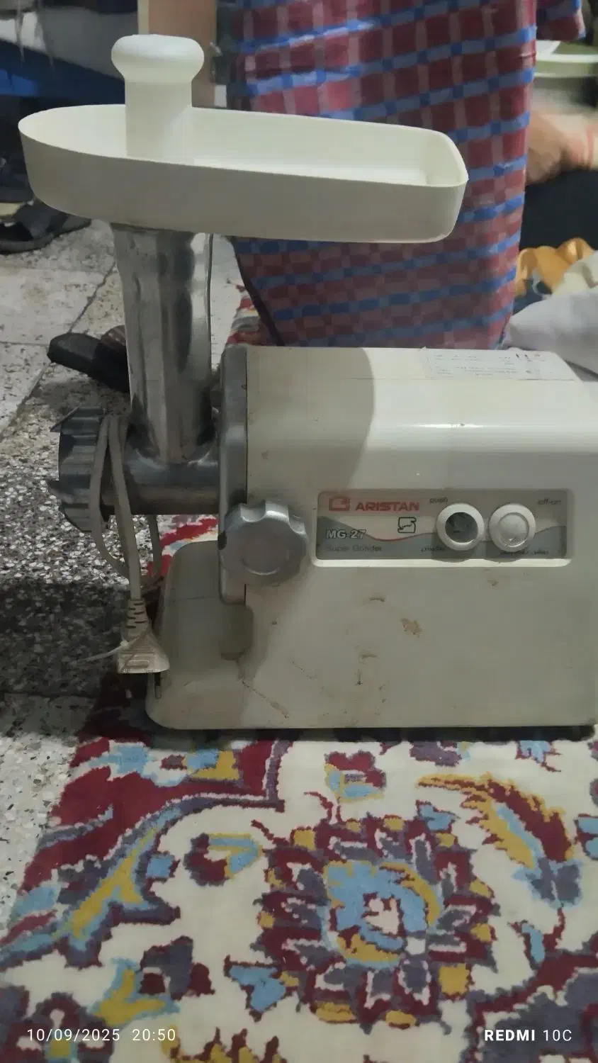 چرخ گوشت قدیمی|خردکن، آسیاب، غذاساز|نیشابور, مدرس|دیوار