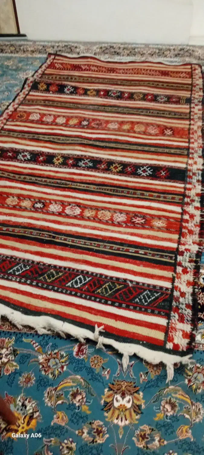 گلیم فرش 1.5\2.5|گلیم، جاجیم، گبه|کرج, باغستان|دیوار