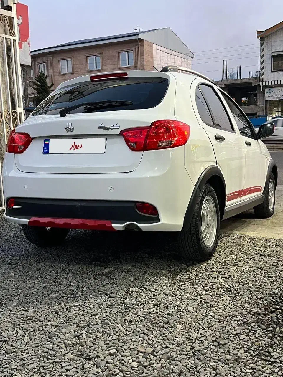 کوییکrمدل۱۴۰۱در حد صفر|خودرو سواری و وانت|املش, |دیوار