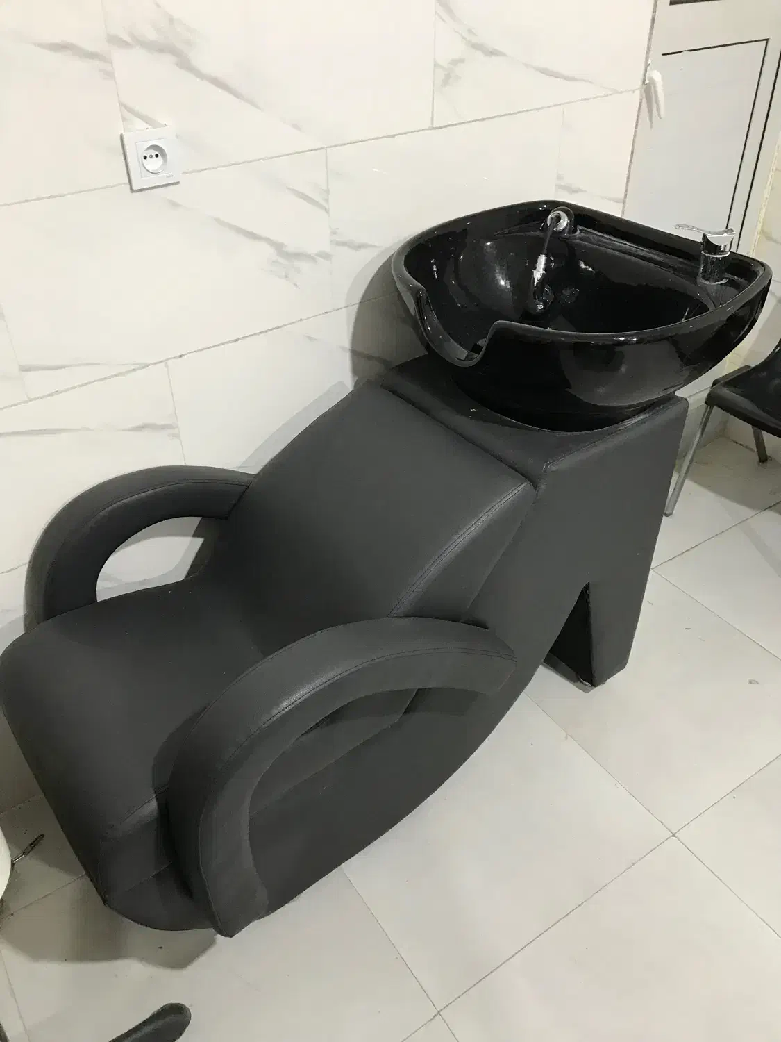 فروش فوری تجهیزات آرایشگاهی|آرایشگاه و سالن‌های زیبایی|بوئین زهرا, |دیوار