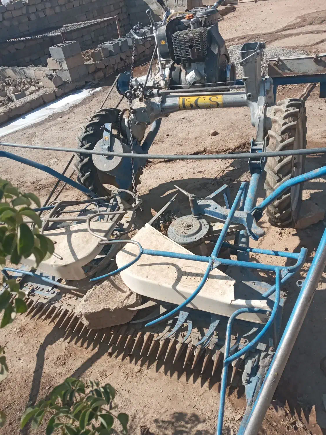 دروگر|ماشین‌آلات صنعتی|منج, |دیوار