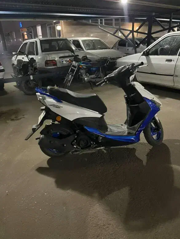 موتور سپهر۱۱۰بنزینی ۸۰۰۰هزار تا کارکرد مدل ۱۴۰۰|موتورسیکلت|یزد, |دیوار