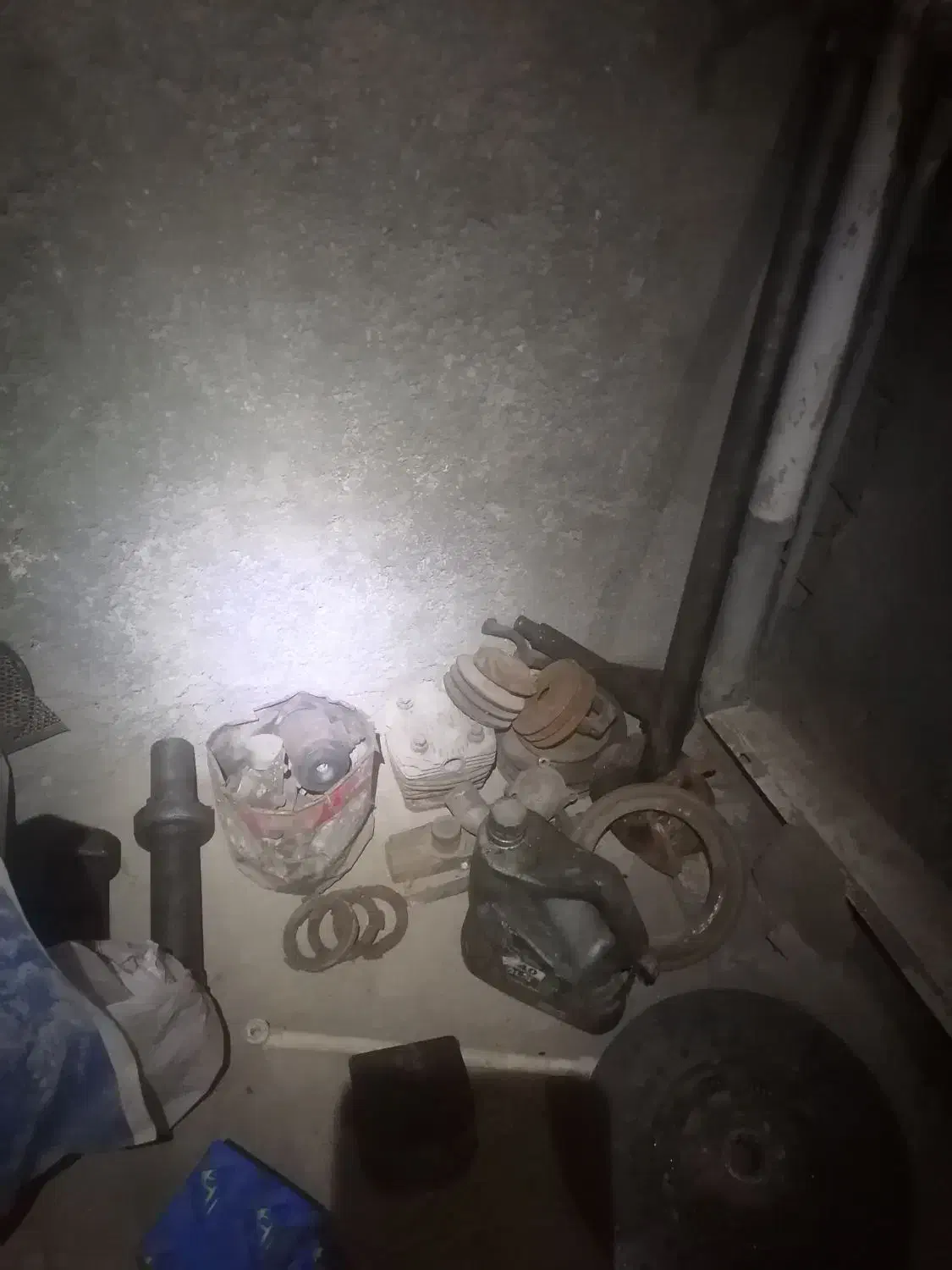 لوازم اتوبوس بنز 302|قطعات یدکی و لوازم جانبی|بیرجند, |دیوار