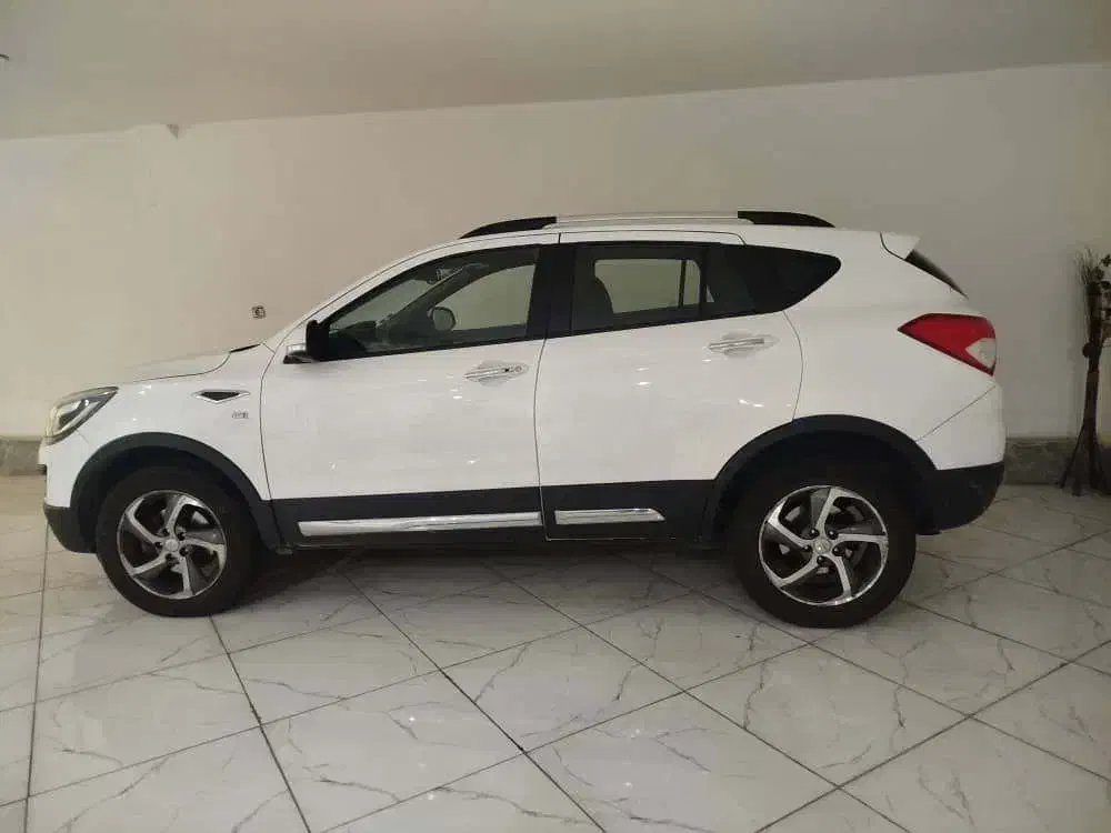 هایما اس 5 سفید 404|خودرو سواری و وانت|شیراز, عفیف‌آباد|دیوار