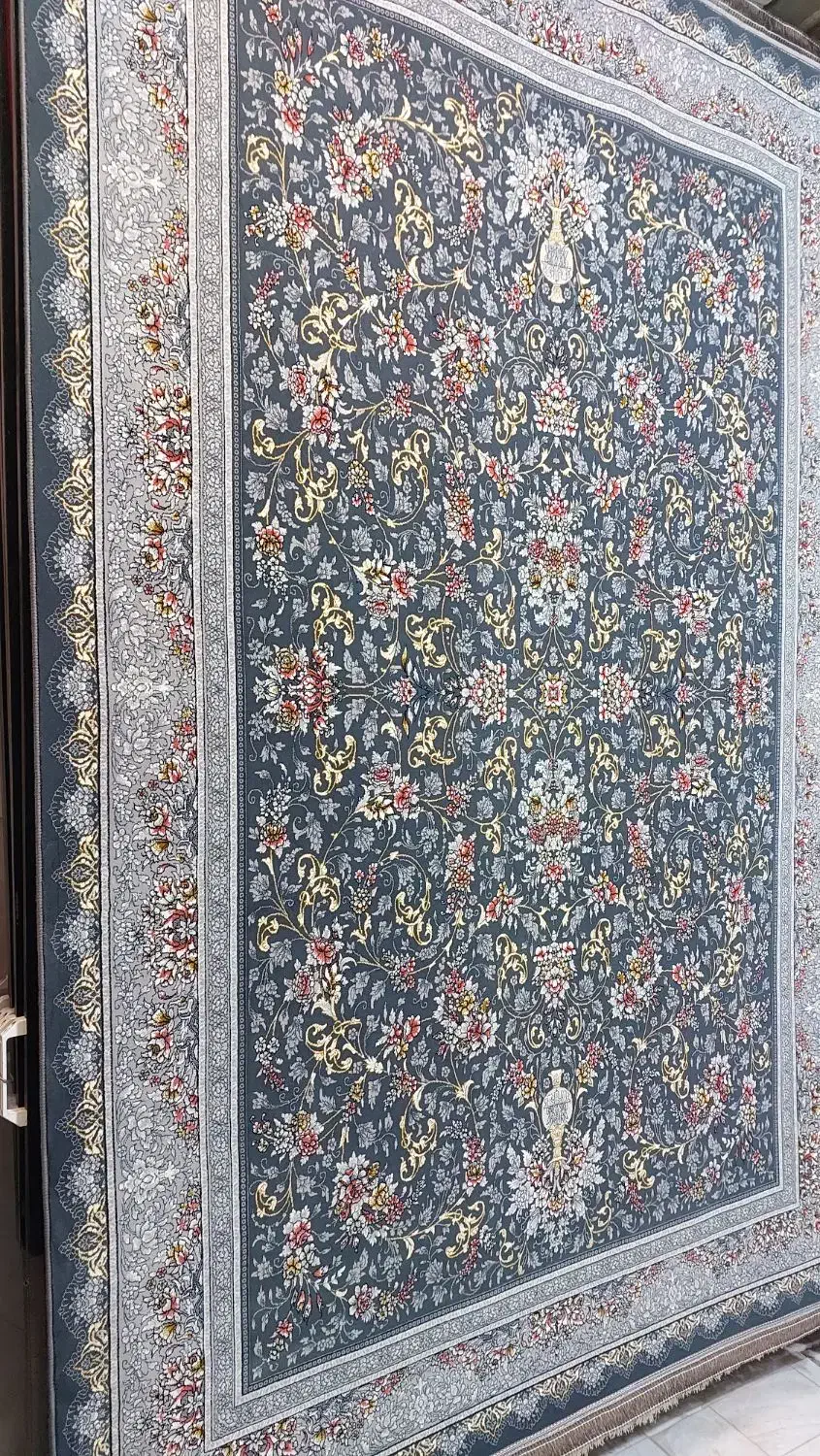 فرش سیلور|فرش|قم, باغ شریفی|دیوار