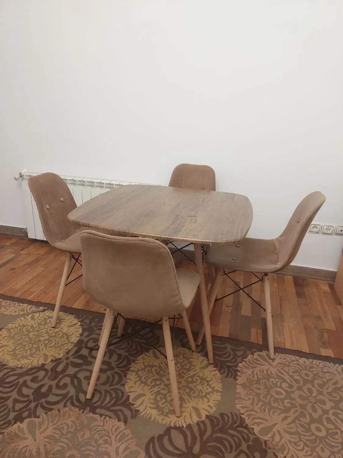 میز نهار خوری|میز و صندلی غذاخوری|تهران, باغ فیض|دیوار