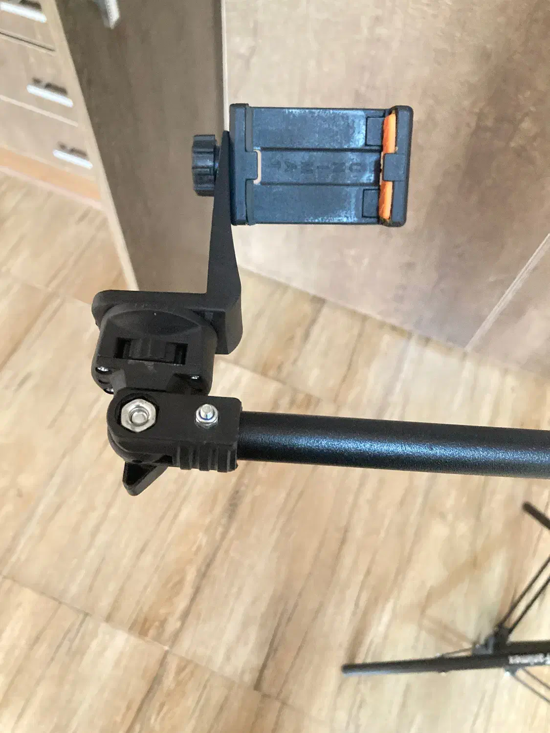 سه پایه موبایل T|لوازم جانبی موبایل و تبلت|لاهیجان, کوی خزر|دیوار